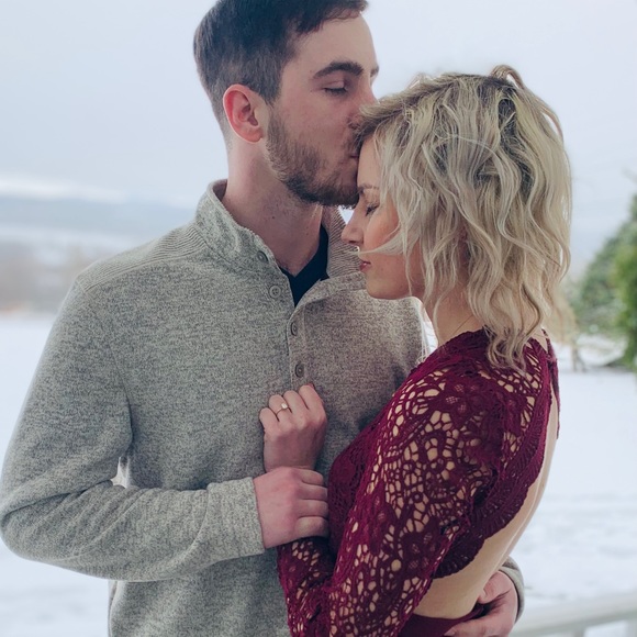 Meet your Posher, Noelle - Picture 4 of 7